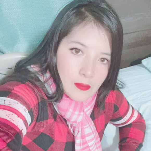 Meet your Posher, Amely - Picture 1 of 1